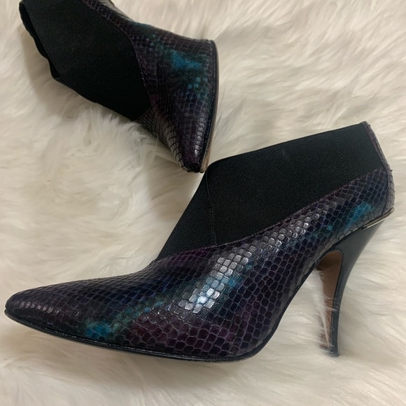 Donald J Pliner Purple Snakeskin Ankle Boots 8M - Picture 1 of 7